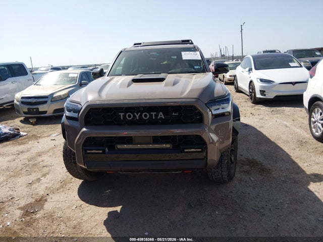 Продаж на аукціоні авто 2025 Toyota 4runner Hybrid Trd Pro, vin: JTEVB5BR5S5003325, номер лоту: 45935368