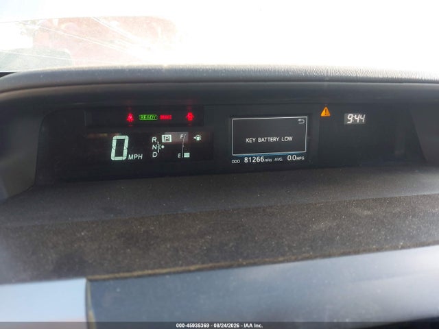 Toyota Prius V Five 2017 JTDZN3EUXHJ072948 Image 7