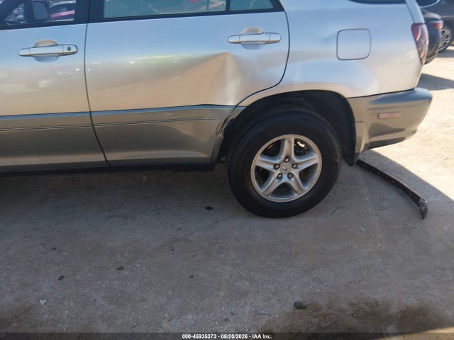 45935373 :رقم المزاد ، JT6GF10U4Y0067211 vin ، 2000 Lexus Rx 300 مزاد بيع