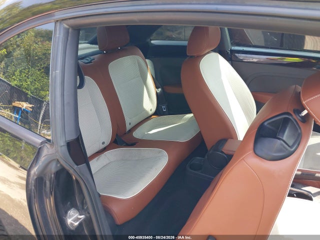 Продаж на аукціоні авто 2016 Volkswagen Beetle 1.8t Classic, vin: 3VWF17AT4GM634148, номер лоту: 45935400