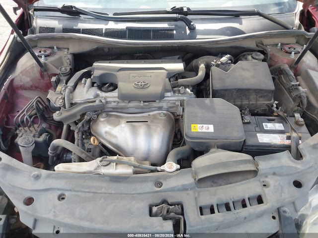 4T1BF1FK1HU664765 Toyota CAMRY SE