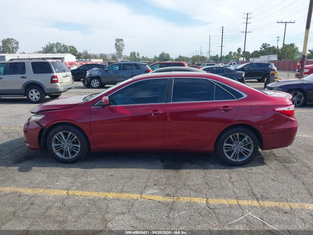 4T1BF1FK1HU664765 Toyota CAMRY SE