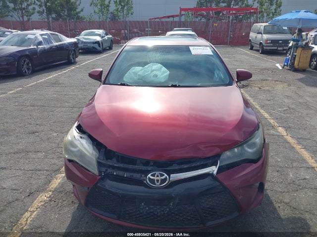 4T1BF1FK1HU664765 Toyota CAMRY SE