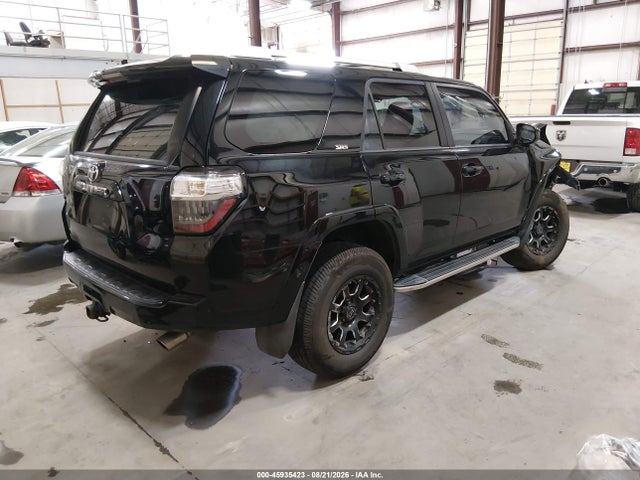 Toyota 4RUNNER SR5 2014 JTEBU5JR3E5174688 Image 4