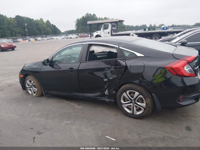 Продажа на аукционе авто 2018 Honda Civic Lx, vin: 2HGFC2F51JH582060, номер лота: 45935466