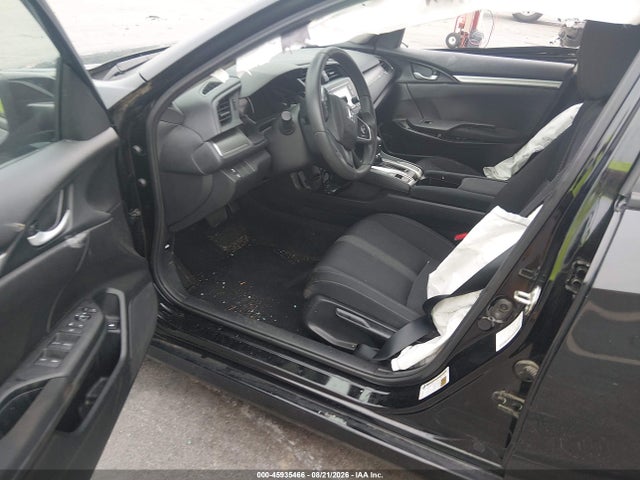 Продажа на аукционе авто 2018 Honda Civic Lx, vin: 2HGFC2F51JH582060, номер лота: 45935466