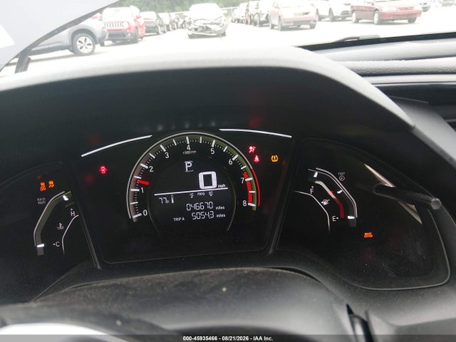 Продажа на аукционе авто 2018 Honda Civic Lx, vin: 2HGFC2F51JH582060, номер лота: 45935466