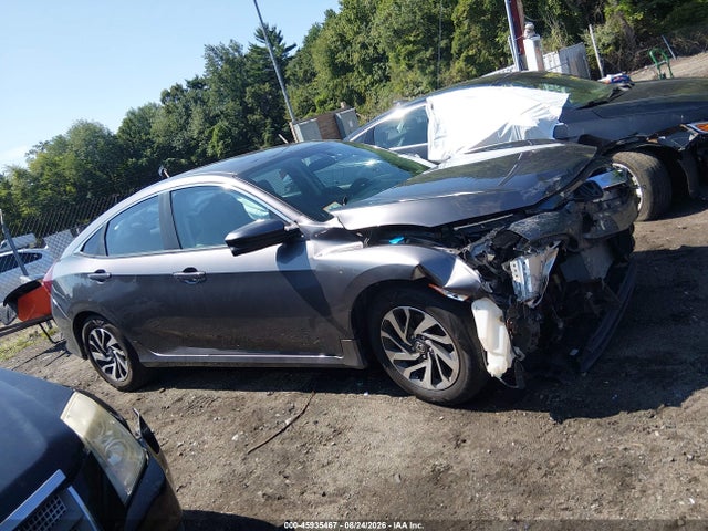 45935467 :رقم المزاد ، 19XFC2F75HE217001 vin ، 2017 Honda Civic Ex مزاد بيع