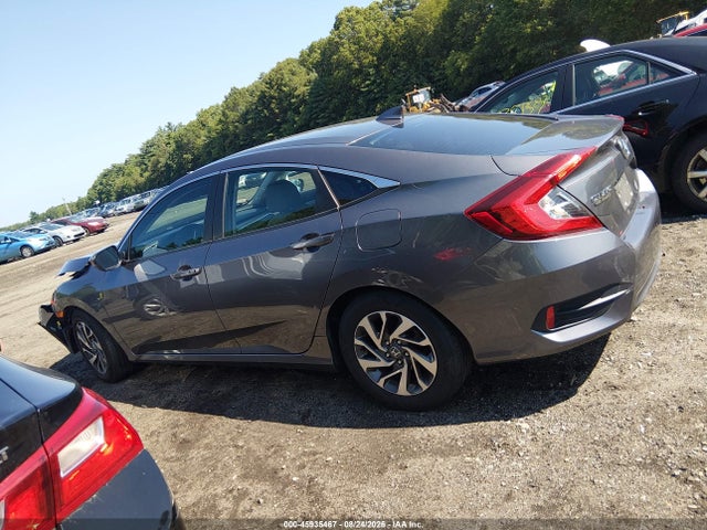 45935467 :رقم المزاد ، 19XFC2F75HE217001 vin ، 2017 Honda Civic Ex مزاد بيع