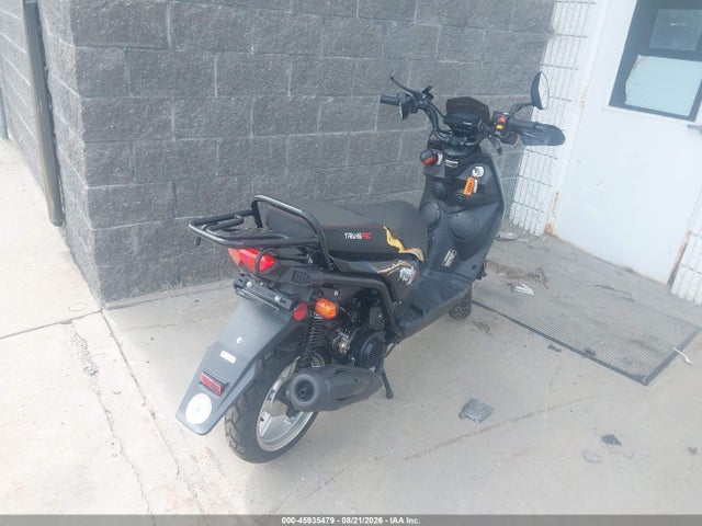 45935479 :رقم المزاد ، LLPTGLHK9R1120006 vin ، 2024 Jiajue Jj200t مزاد بيع