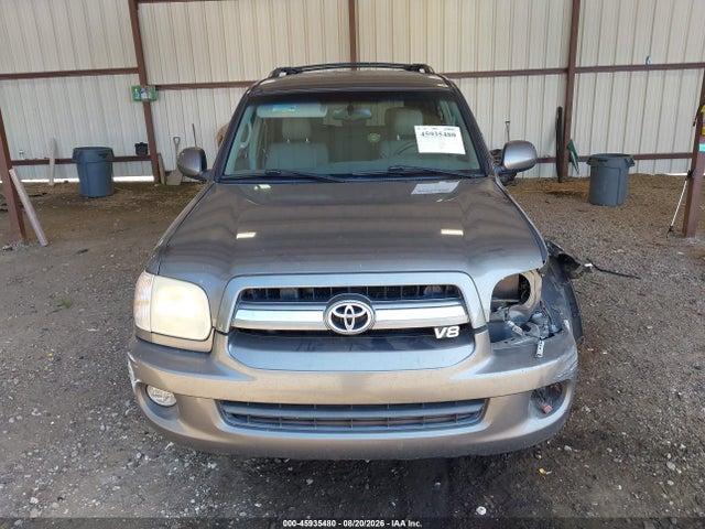 Продажа на аукционе авто 2005 Toyota Sequoia Sr5 V8, vin: 5TDZT34AX5S242429, номер лота: 45935480