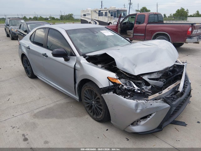 Продажа на аукционе авто 2020 Toyota Camry Se Nightshade Edition, vin: 4T1G11AK4LU310856, номер лота: 45935488