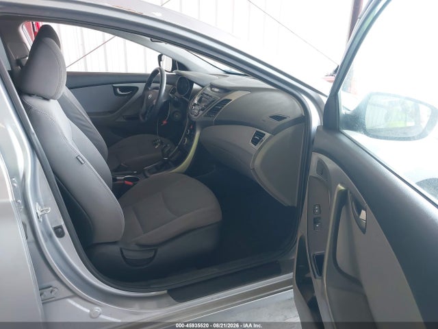 2015 Hyundai Elantra Se მანქანა იყიდება აუქციონზე, vin: 5NPDH4AE2FH636216, აუქციონის ნომერი: 45935520