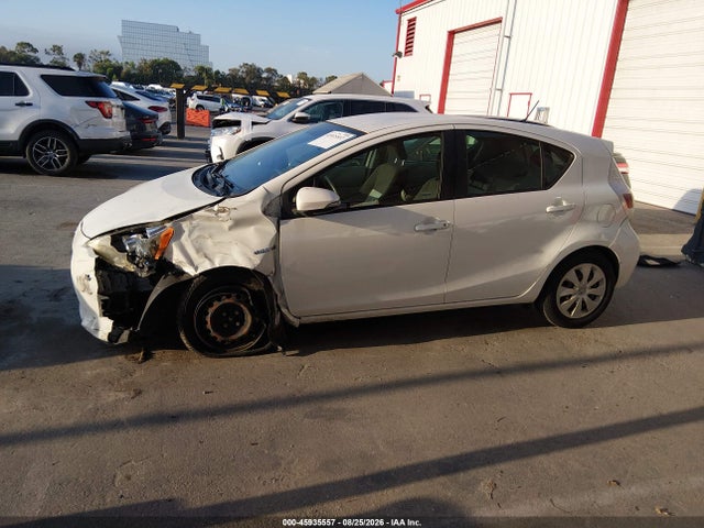 2012 Toyota Prius C Two მანქანა იყიდება აუქციონზე, vin: JTDKDTB3XC1509422, აუქციონის ნომერი: 45935557