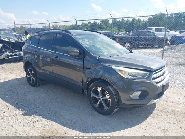 Продажа на аукционе авто 2017 Ford Escape Se, vin: 1FMCU0GD8HUA21639, номер лота: 45935623