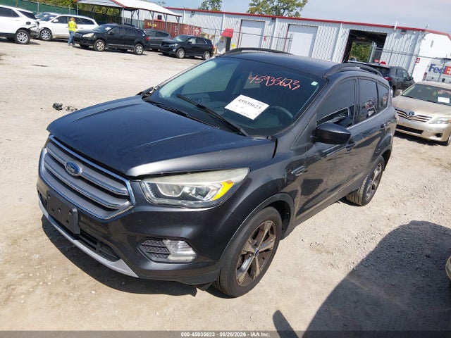 Продаж на аукціоні авто 2017 Ford Escape Se, vin: 1FMCU0GD8HUA21639, номер лоту: 45935623
