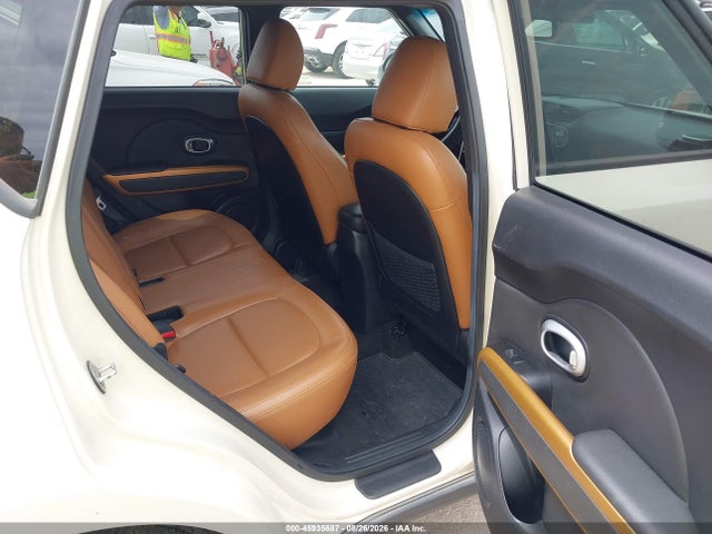 Продажа на аукционе авто 2015 Kia Soul !, vin: KNDJX3A50F7152176, номер лота: 45935687