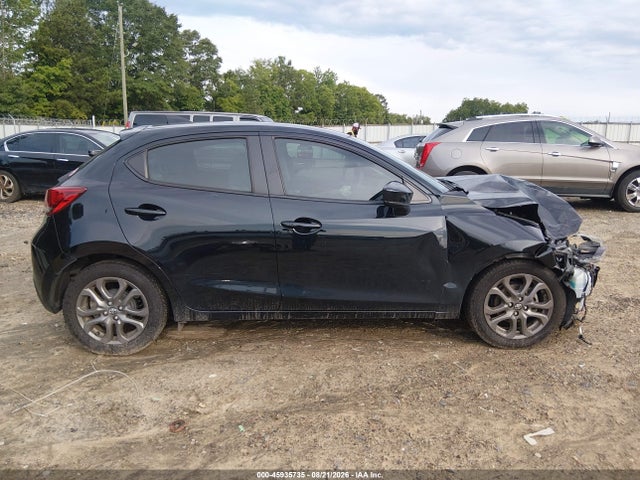 45935735 :رقم المزاد ، 3MYDLBJV5LY701885 vin ، 2020 Toyota Yaris Le مزاد بيع