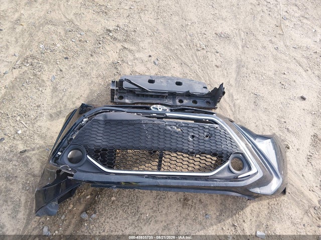45935735 :رقم المزاد ، 3MYDLBJV5LY701885 vin ، 2020 Toyota Yaris Le مزاد بيع