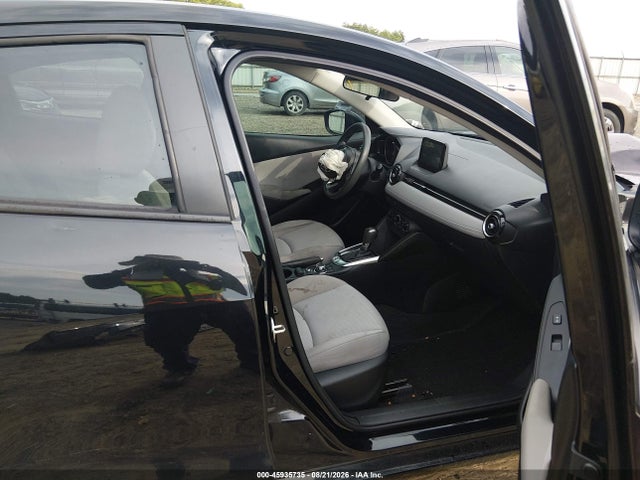 45935735 :رقم المزاد ، 3MYDLBJV5LY701885 vin ، 2020 Toyota Yaris Le مزاد بيع