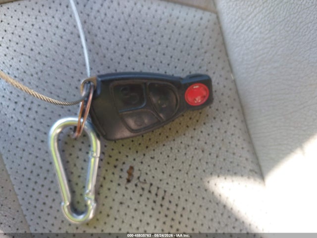 45935763 :رقم المزاد ، WDBTJ65J24F105610 vin ، 2004 Mercedes-benz Clk 320 مزاد بيع