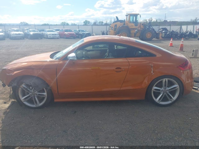 2013 Audi Tts 2.0t Premium Plus მანქანა იყიდება აუქციონზე, vin: TRUK1AFK6D1002233, აუქციონის ნომერი: 45935809