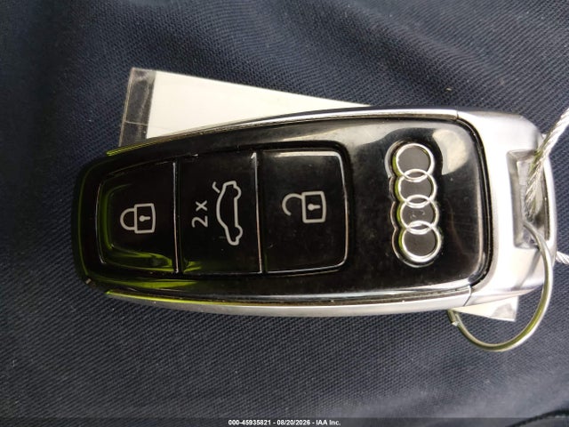 2020 Audi Q8 Premium Plus 55 Tfsi Quattro Tiptronic მანქანა იყიდება აუქციონზე, vin: WA1BVAF19LD003258, აუქციონის ნომერი: 45935821