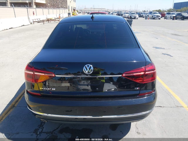 1VWBT7A39HC017887 Volkswagen Passat 1.8t Se