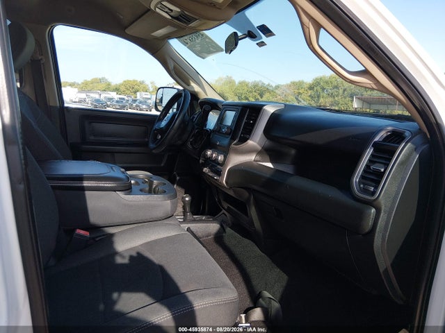 45935874 :رقم المزاد ، 3C63RRGL1KG673294 vin ، 2019 Ram 3500 Tradesman مزاد بيع
