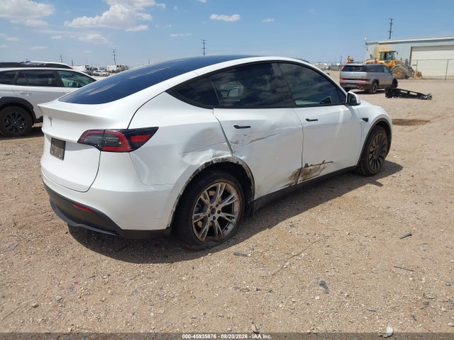 Aukcja sprzedaży 2024 Tesla Model Y Long Range Single Motor Rear-wheel Drive/rwd, vin: 7SAYGDED4RF047857, numer aukcji: 45935876