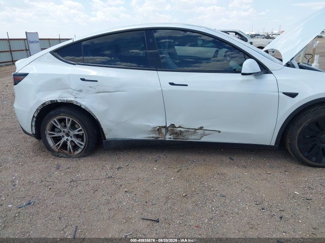 Aukcja sprzedaży 2024 Tesla Model Y Long Range Single Motor Rear-wheel Drive/rwd, vin: 7SAYGDED4RF047857, numer aukcji: 45935876