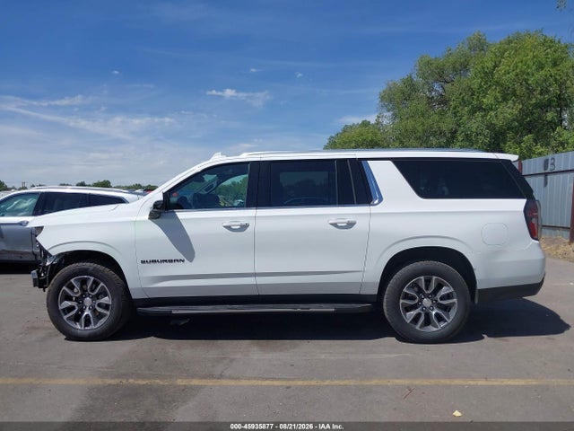 Auction sale of the 2022 Chevrolet Suburban 4wd Lt, vin: 1GNSKCKD3NR119725, lot number: 45935877