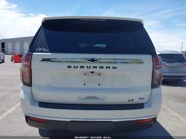 Auction sale of the 2022 Chevrolet Suburban 4wd Lt, vin: 1GNSKCKD3NR119725, lot number: 45935877