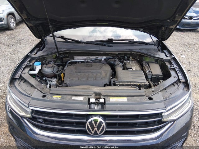 Продажа на аукционе авто 2023 Volkswagen Tiguan 2.0t Se R-line Black, vin: 3VVCB7AX3PM125997, номер лота: 45935882