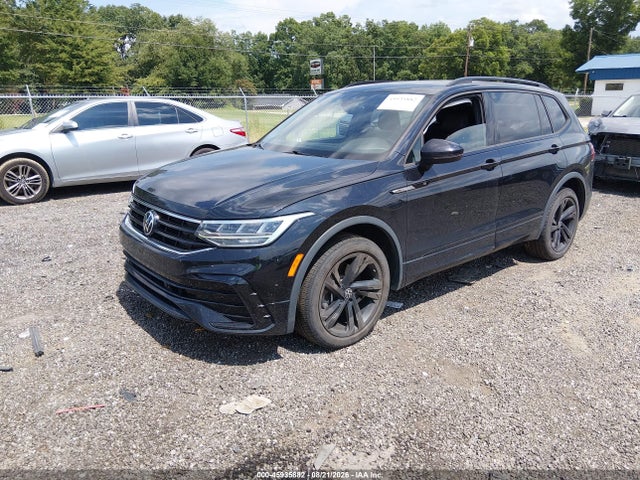 Продажа на аукционе авто 2023 Volkswagen Tiguan 2.0t Se R-line Black, vin: 3VVCB7AX3PM125997, номер лота: 45935882