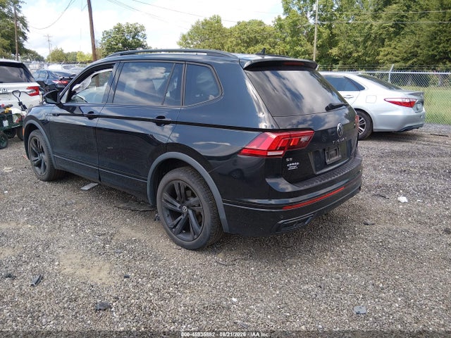 Продажа на аукционе авто 2023 Volkswagen Tiguan 2.0t Se R-line Black, vin: 3VVCB7AX3PM125997, номер лота: 45935882