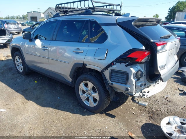 45935892 :رقم المزاد ، 2T3P1RFV2MW177766 vin ، 2021 Toyota Rav4 Xle مزاد بيع