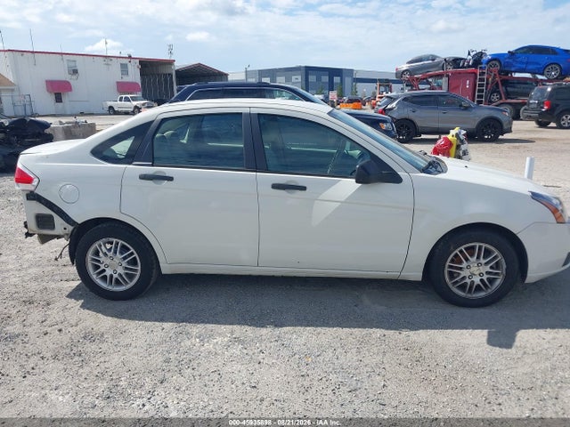 45935898 :رقم المزاد ، 1FAHP3EN7BW158765 vin ، 2011 Ford Focus S مزاد بيع