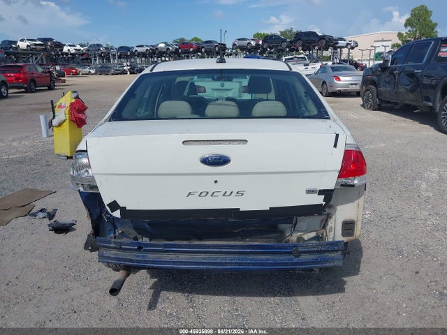 45935898 :رقم المزاد ، 1FAHP3EN7BW158765 vin ، 2011 Ford Focus S مزاد بيع