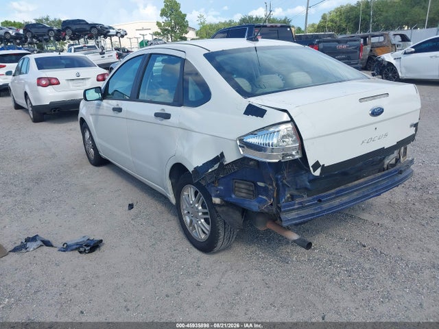 45935898 :رقم المزاد ، 1FAHP3EN7BW158765 vin ، 2011 Ford Focus S مزاد بيع