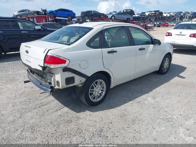 45935898 :رقم المزاد ، 1FAHP3EN7BW158765 vin ، 2011 Ford Focus S مزاد بيع