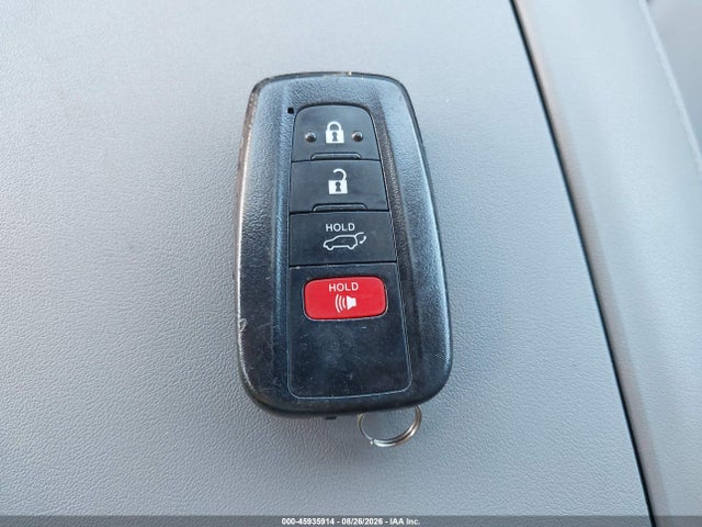 45935914 :رقم المزاد ، 5TDGZRBH7MS532229 vin ، 2021 Toyota Highlander Xle مزاد بيع