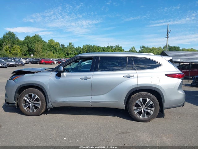 45935914 :رقم المزاد ، 5TDGZRBH7MS532229 vin ، 2021 Toyota Highlander Xle مزاد بيع