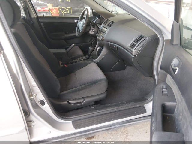 45935947 :رقم المزاد ، 1HGCM56354A165480 vin ، 2004 Honda Accord 2.4 Lx مزاد بيع