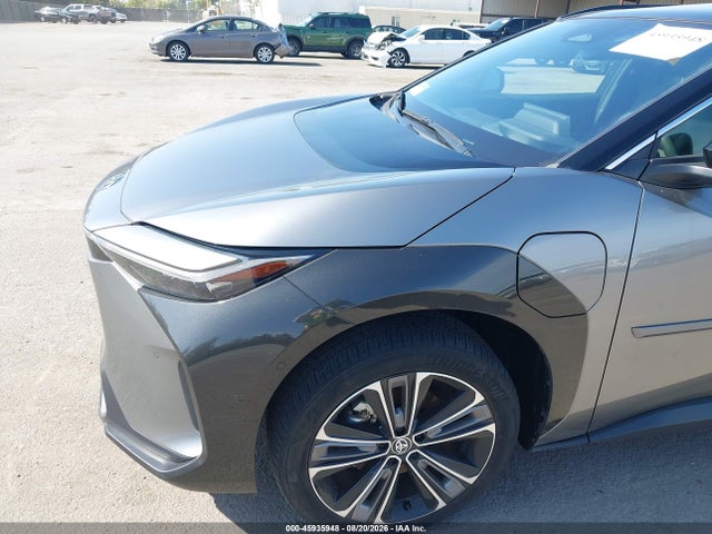 2024 Toyota Bz4x Xle/limited მანქანა იყიდება აუქციონზე, vin: JTMAAAAA7RA034992, აუქციონის ნომერი: 45935948