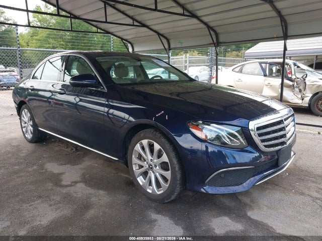 2019 Mercedes-benz E 300 4matic მანქანა იყიდება აუქციონზე, vin: WDDZF4KB8KA577955, აუქციონის ნომერი: 45935953