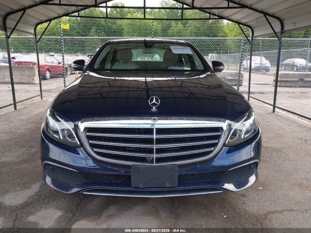 2019 Mercedes-benz E 300 4matic მანქანა იყიდება აუქციონზე, vin: WDDZF4KB8KA577955, აუქციონის ნომერი: 45935953
