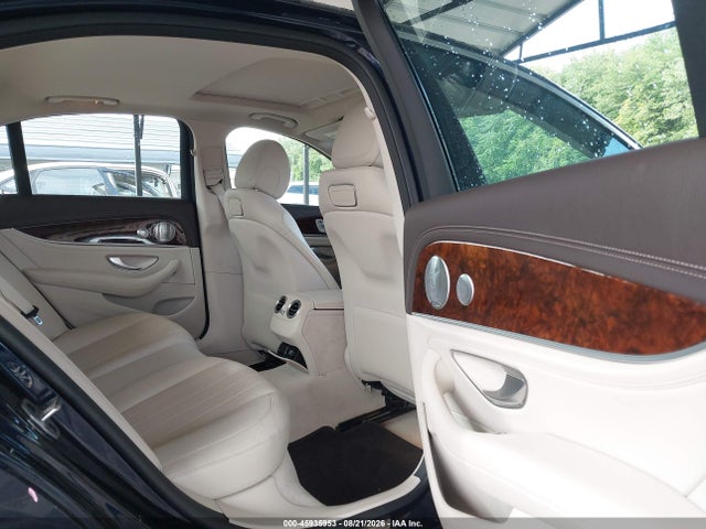 2019 Mercedes-benz E 300 4matic მანქანა იყიდება აუქციონზე, vin: WDDZF4KB8KA577955, აუქციონის ნომერი: 45935953