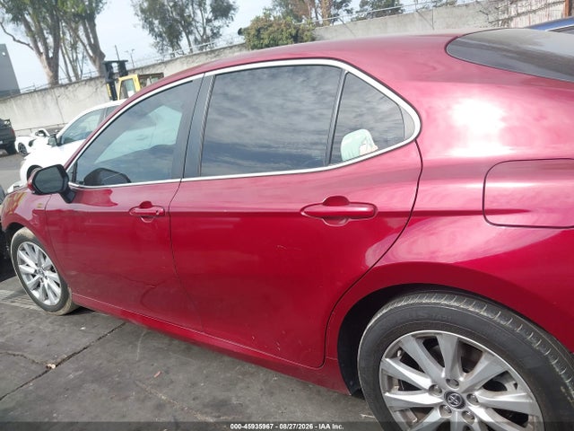 Toyota CAMRY LE 2018 4T1B11HKXJU565766 Image 14