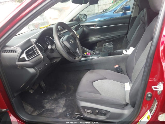 Toyota CAMRY LE 2018 4T1B11HKXJU565766 Image 17
